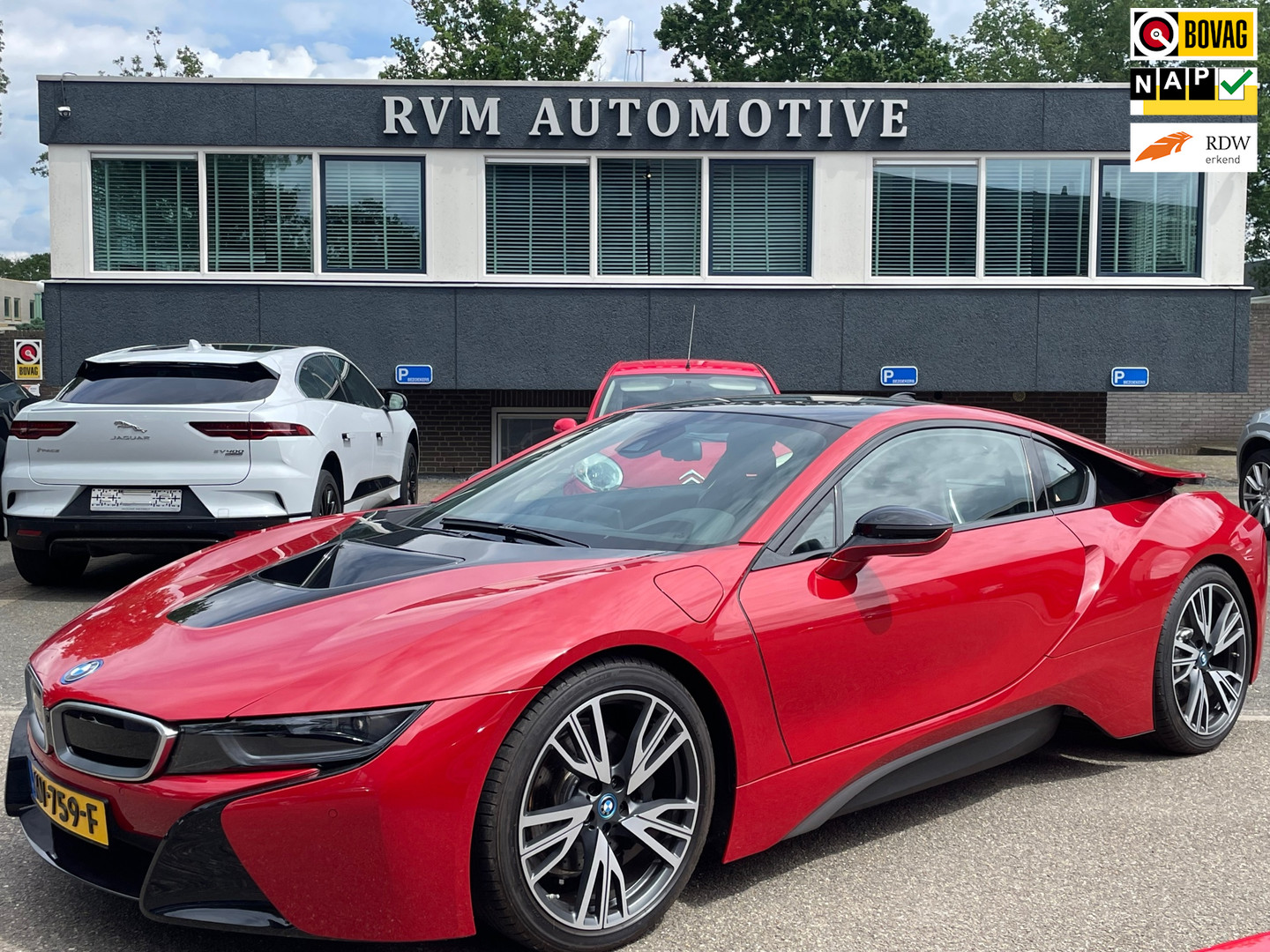 BMW i8