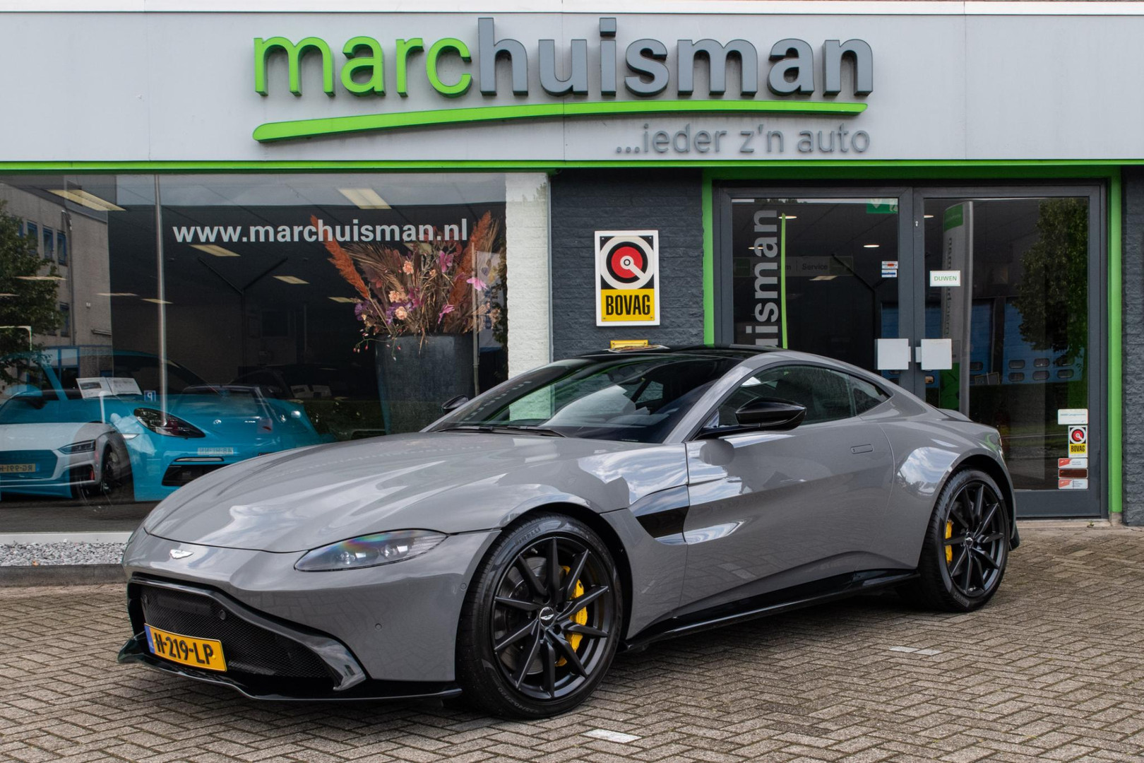 Aston Martin Vantage