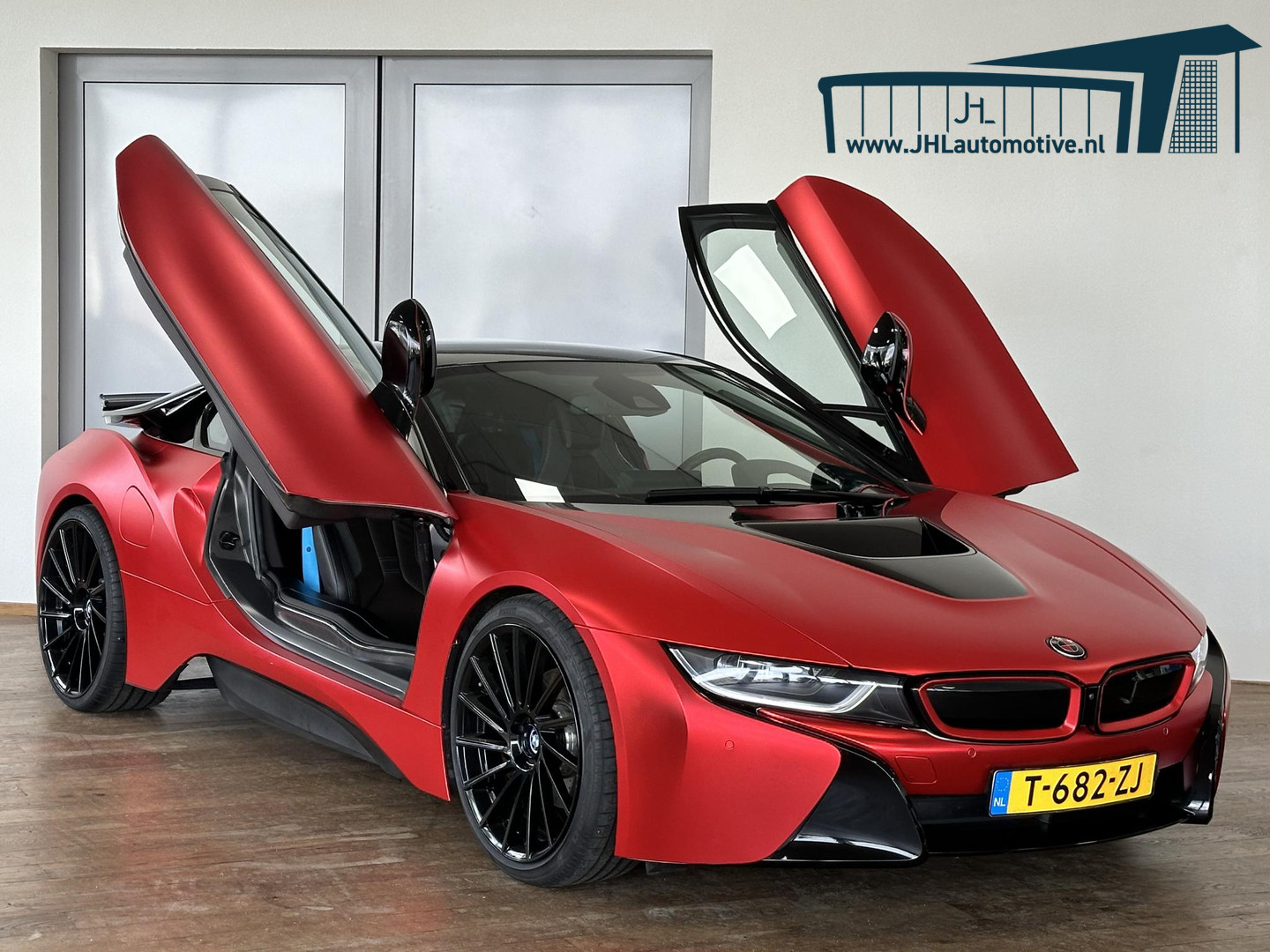 BMW i8