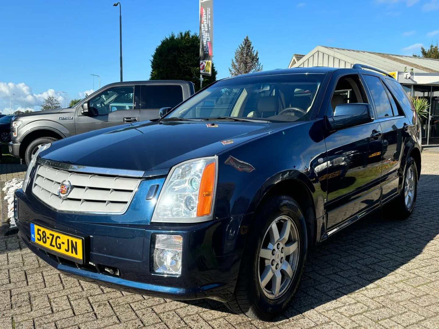 Cadillac SRX