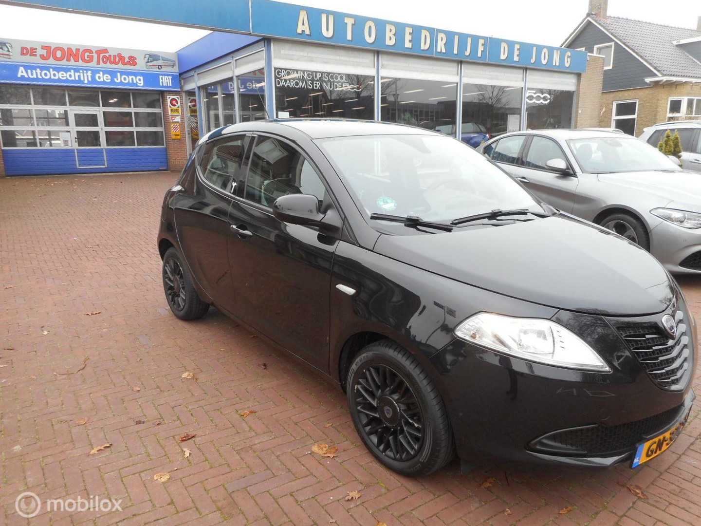 Lancia Ypsilon