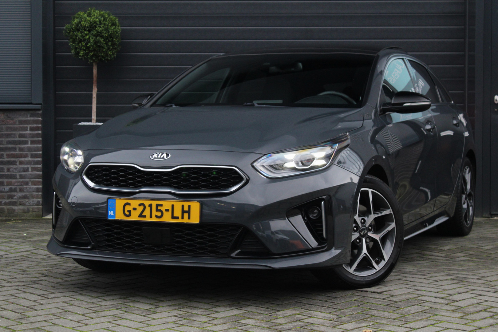 Kia ProCeed