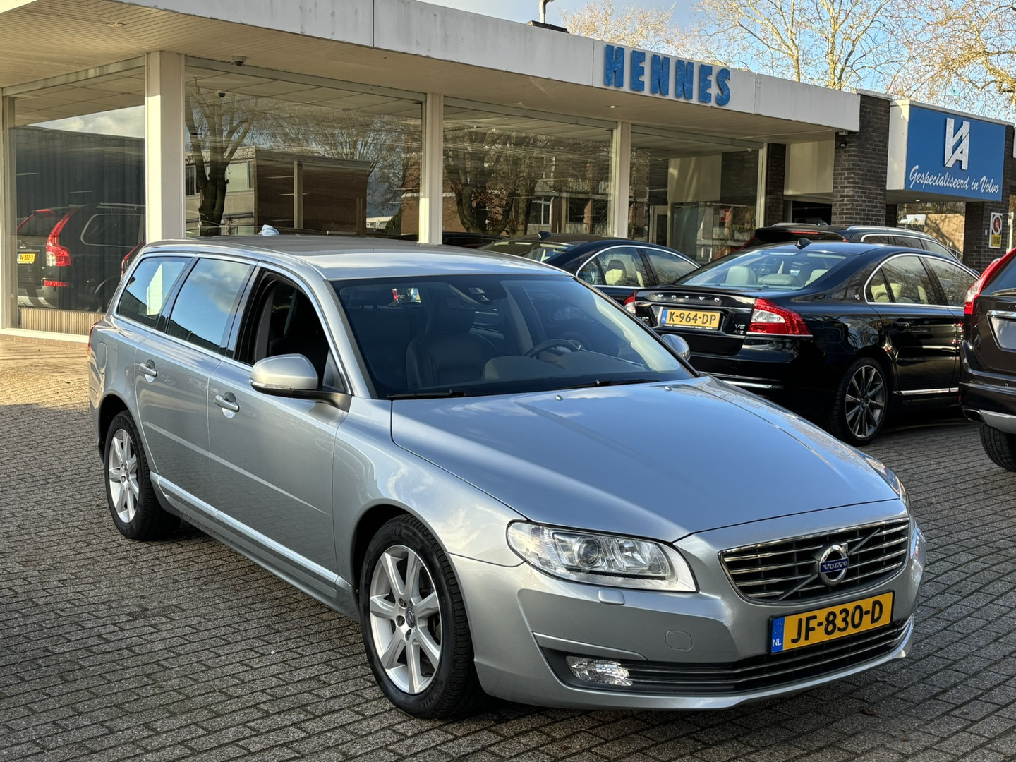 Volvo V70