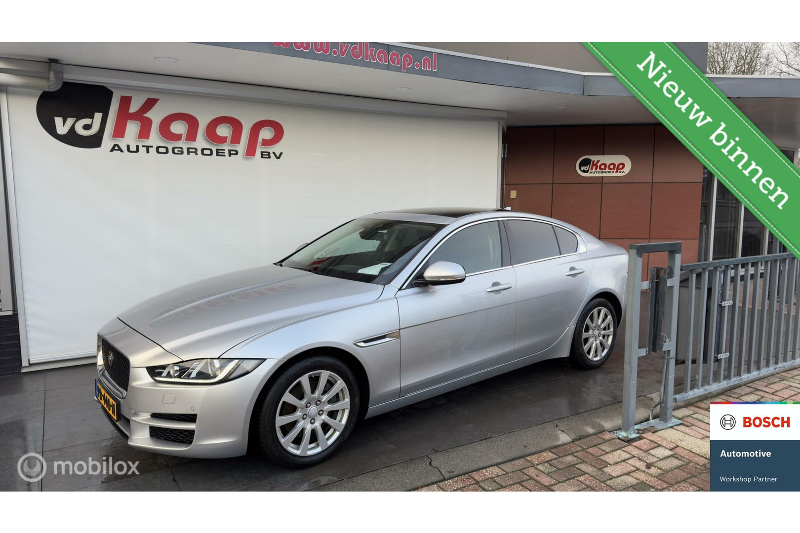 Jaguar XE