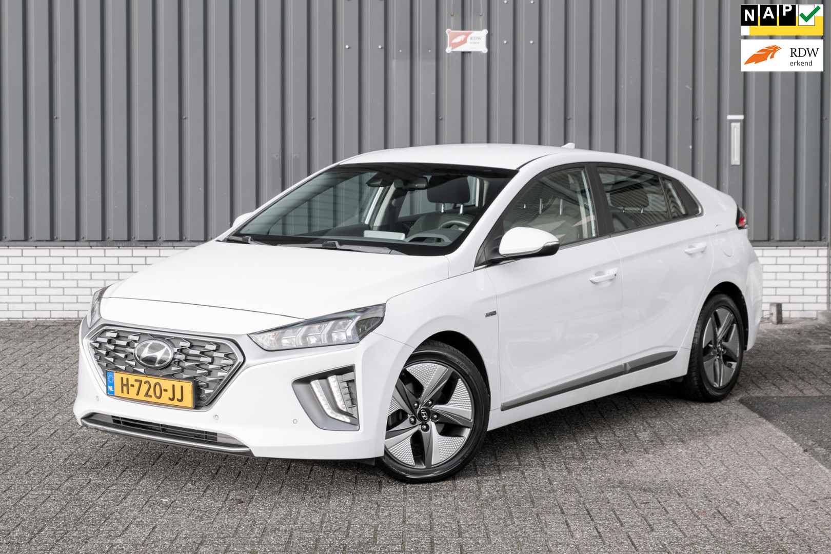 Hyundai IONIQ