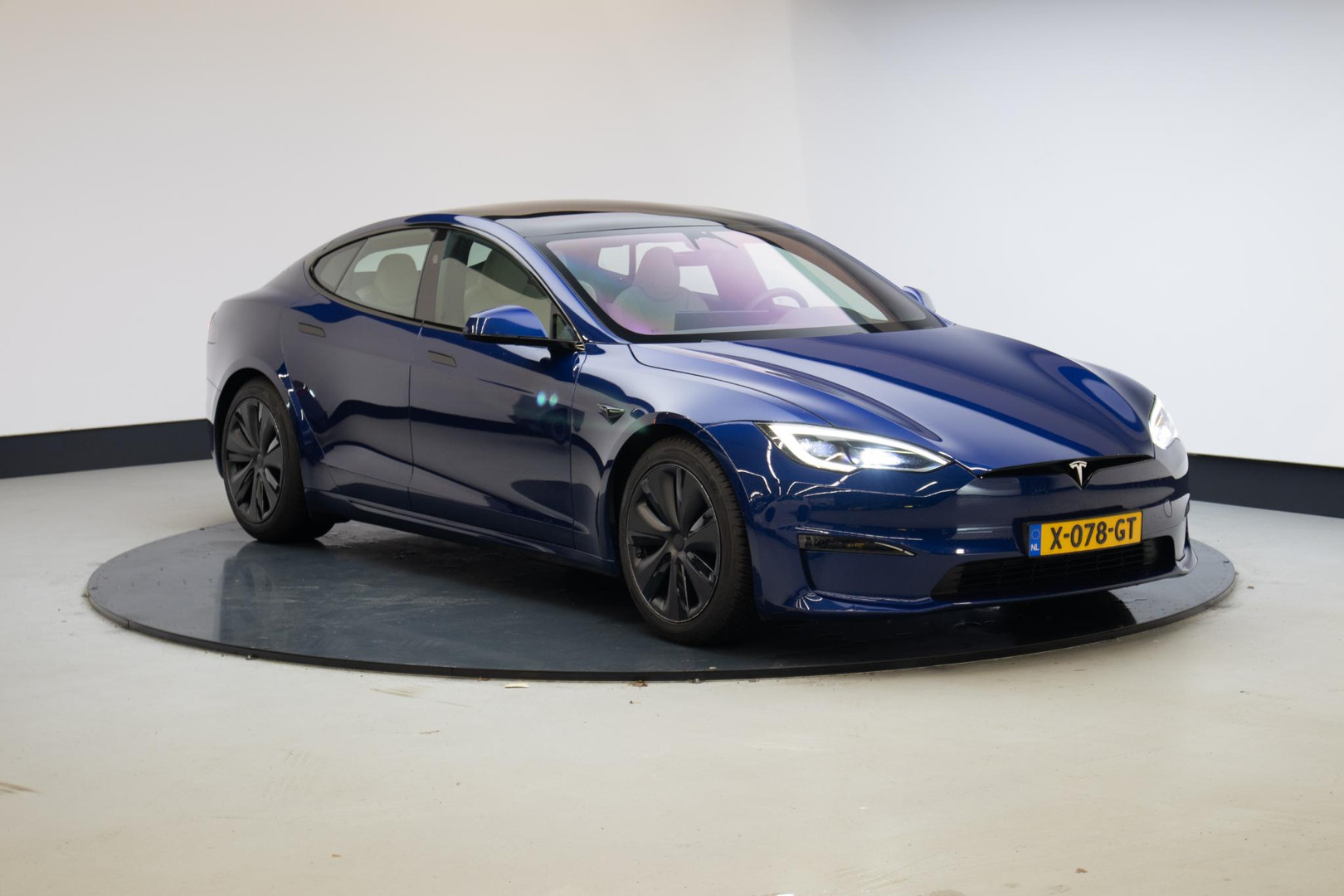 Tesla Model S